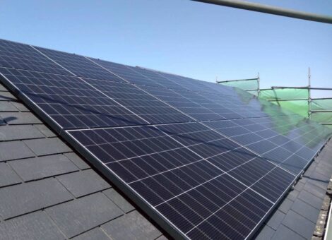 群馬県高崎市E様　【シャープ】太陽光パネル・蓄電池・パワコン設置工事